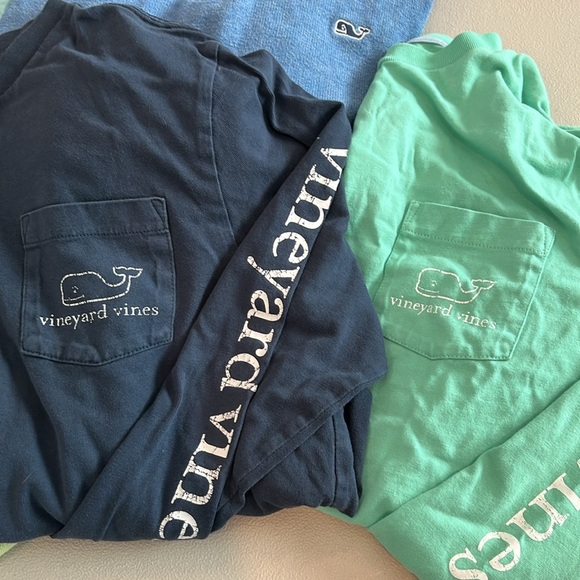 5-pc Vineyard Vines Top Bundle - Picture 5 of 9